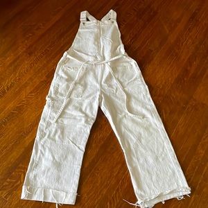 Levi’s wide leg overalls in cream/white